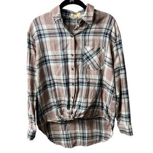 Nwt Love Notes Plaid Flannel Button Down Top